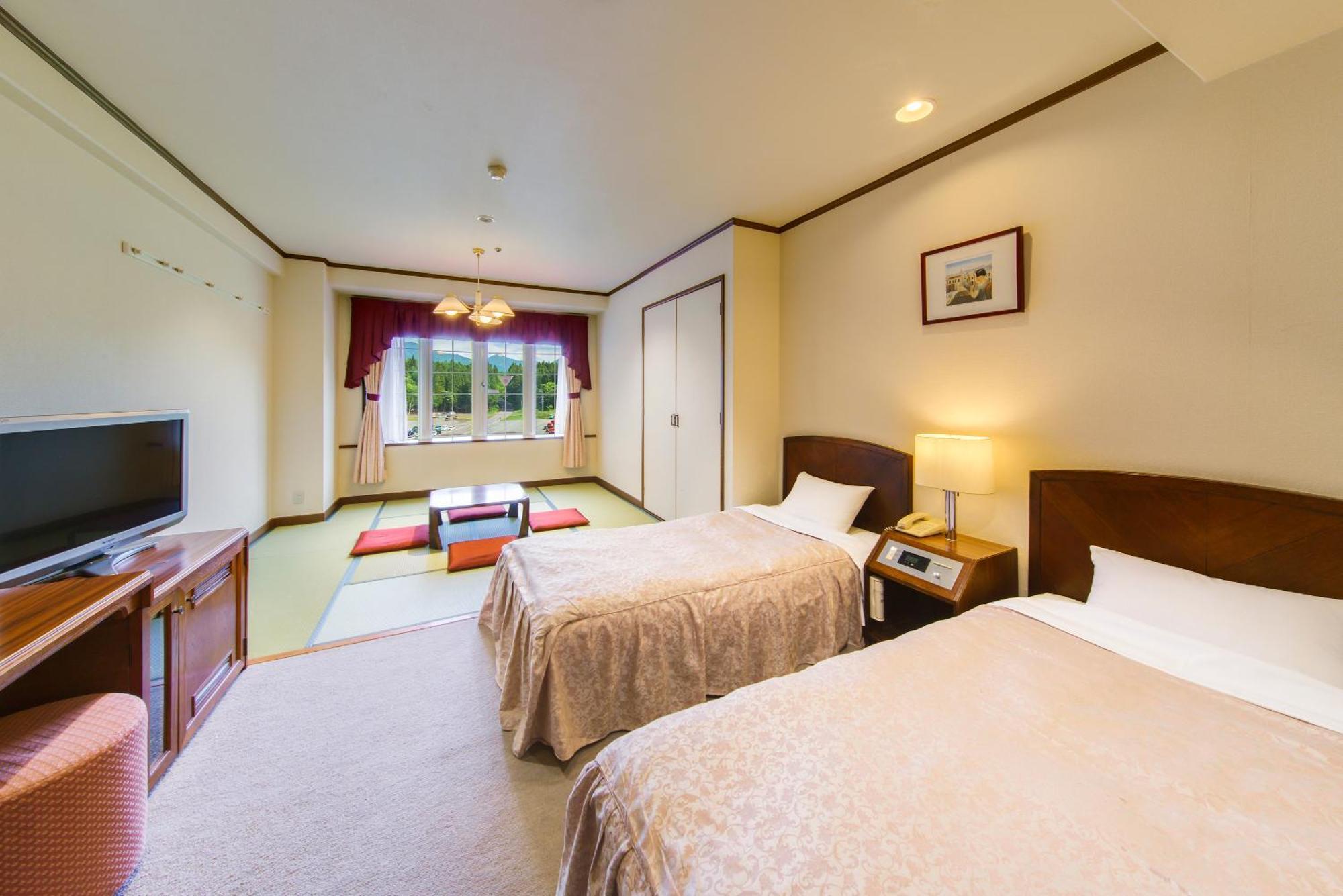 Hotel Green Plaza Hakuba Otari Exterior foto
