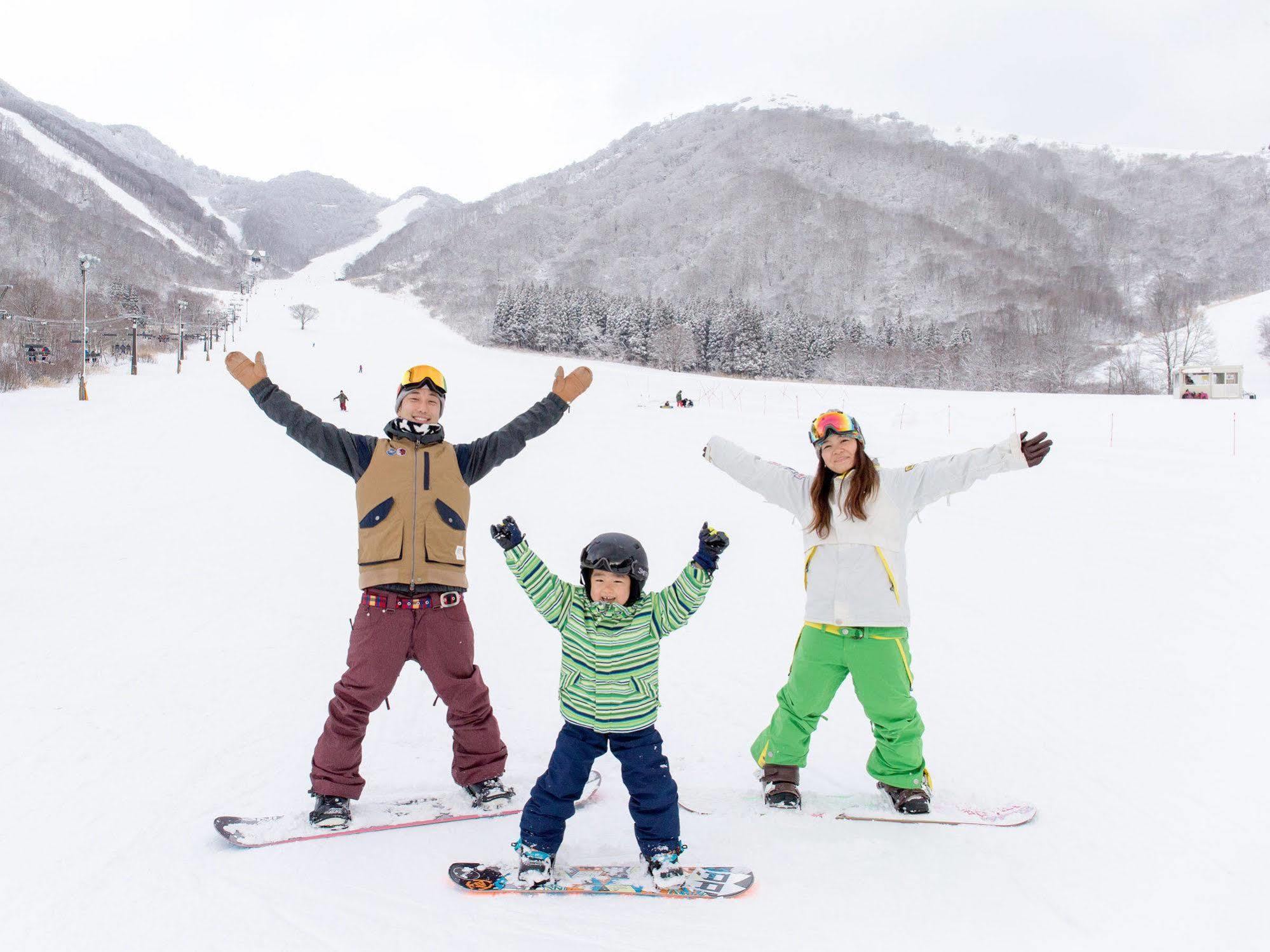 Hotel Green Plaza Hakuba Otari Exterior foto